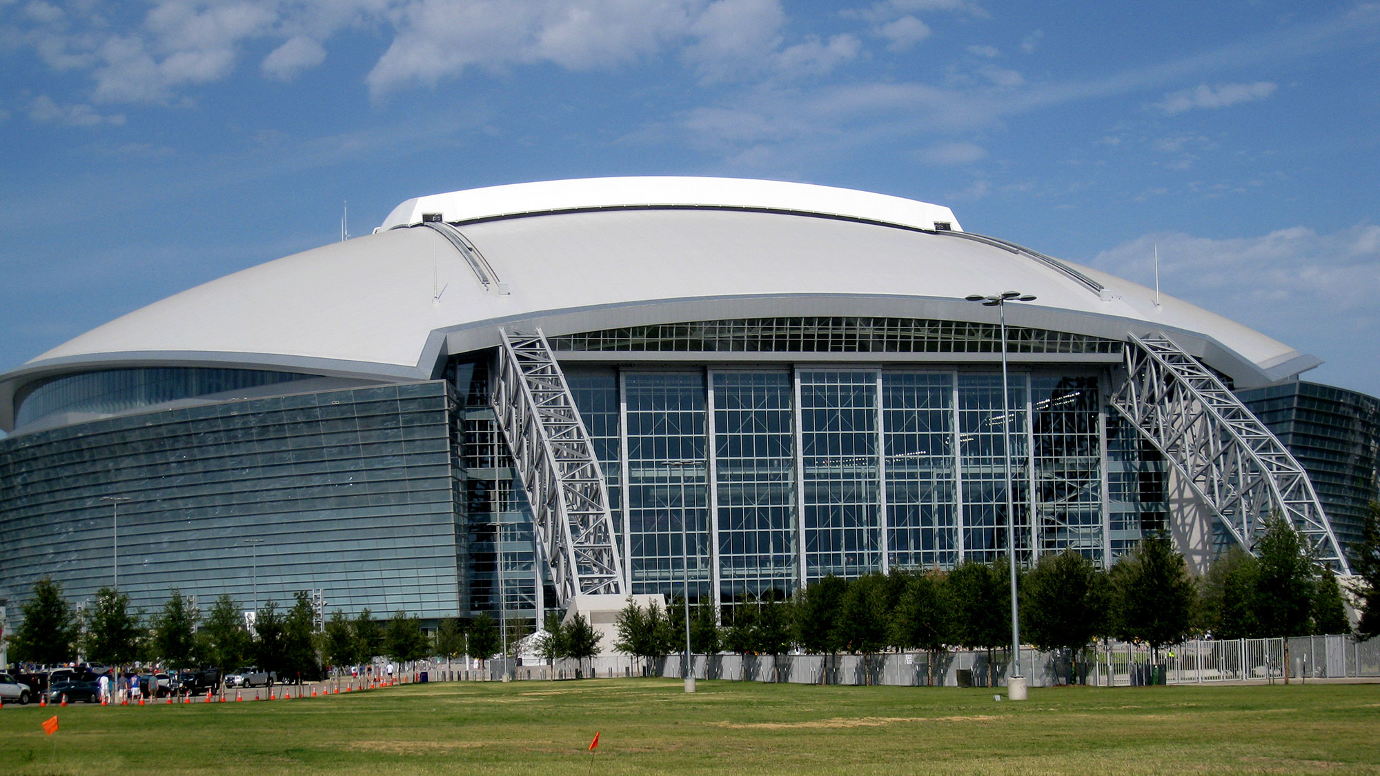Läs mer om artikeln Arenaguide: Dallas Stadium Dallas